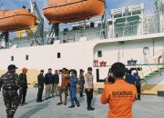 Kasubsektor Kawasan Pelabuhan Luwuk Dampingi Balai Karantina Sulteng Operasi Patuh Karantina 