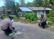 Polisi Datangi TKP Laka Lantas Tabrak Mobil Parkir di Luwuk