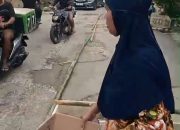 Viral Di Medsos!! Warga Poso Perbaiki Jalan Di Kelurahan Lawanga, Diduga Pemkab Poso Tidak Ada Pergerakan Pembangunannya Bobrok