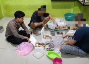 Aparat Polres Banggai Bagikan Takjil  Kepada Para Tahanan Sebagai Wujud Kepedulian
