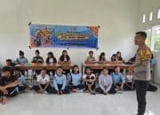 Kapolsek Mori Atas Sosialisasikan Rekrutmen Polri kepada Pelajar SMAN 1 Mori Atas