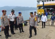 Kapolda Sulteng Tinjau Pos Pengamanan di Kolonodale Morut, Pastikan Pengamanan Idul Fitri Berjalan Baik