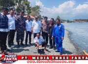 Satpolairud Polres Touna Bersama Maritim Terkait Lepas Penyu Lekang ke Habitatnya