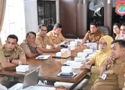 Kabag Tapem Pimpin Rapat Persiapan Verifikasi Lapangan Evaluasi Kinerja Kecamatan
