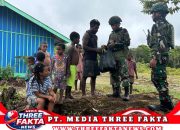 Satgas Yonif 521/DY Anjangsana dan Bagikan Sembako