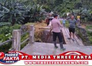 Akibat Hujan Deras Jembatan Penghubung Antar Dusun di Sibalago Jebol Diterjang Banjir