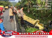 Akibat Sopir Ngantuk Truk Terjun Dari Jembatan Uling