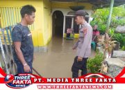 Polsek Balantak Evakuasi Warga Terdampak Banjir Dua Kelurahan